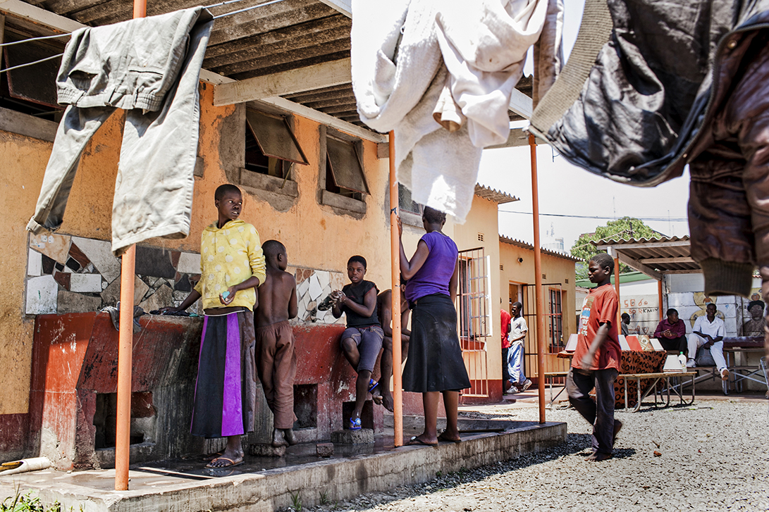 La Casa del Sorriso di Cesvi ad Harare, Zimbabwe. Foto di Roger Lo Guarro.